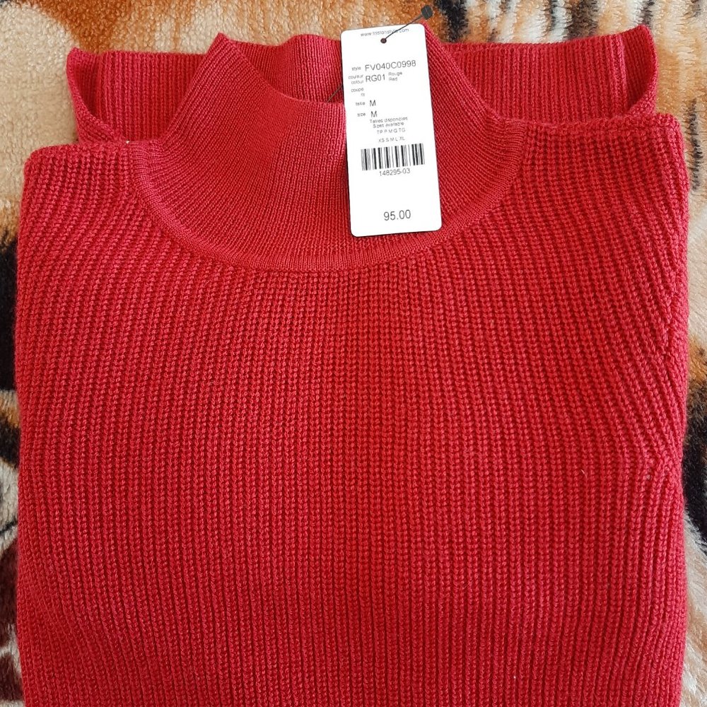 Sweater - Picture 13 of 14